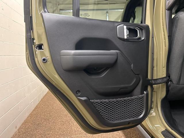 Photo of 2025 41 Jeep Wrangler