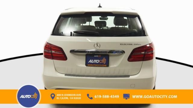 Photo of 2015 White Mercedes-Benz B-Class Electric Drive