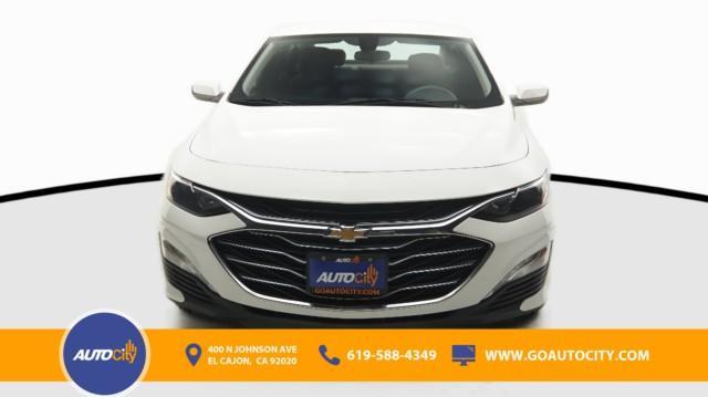 Photo of 2022 White Chevrolet Malibu