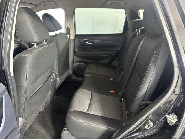 Photo of 2018 Magnetic Black Nissan Rogue