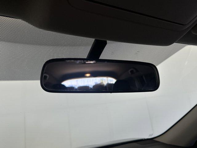 Photo of 2018 Magnetic Black Nissan Rogue