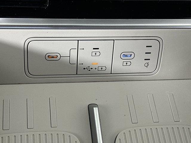 Photo of 2024 Shimmering Silver Hyundai SANTA FE