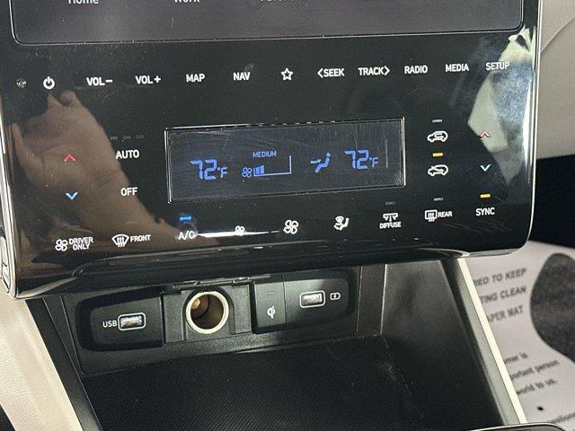 Photo of 2024 Black Pearl Hyundai TUCSON Hybrid