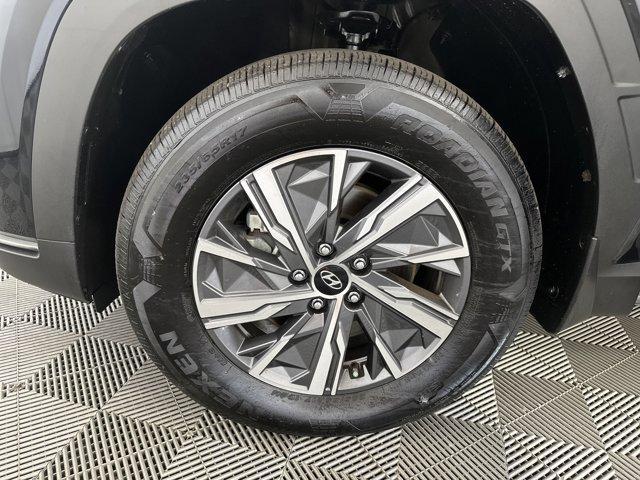 Photo of 2024 Black Pearl Hyundai TUCSON Hybrid