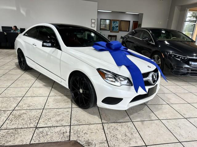 Photo of 2015 Polar White Mercedes-Benz E-Class
