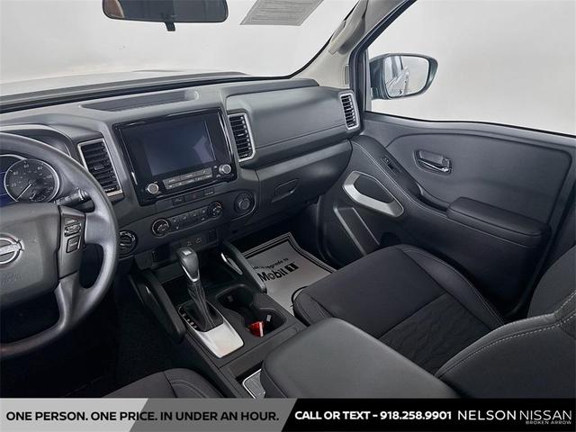 Photo of 2024 Super Black Nissan Frontier