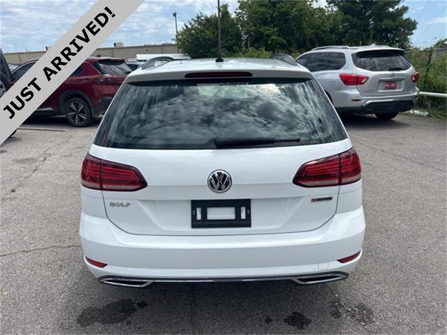 Photo of 2019 White Volkswagen Golf SportWagen