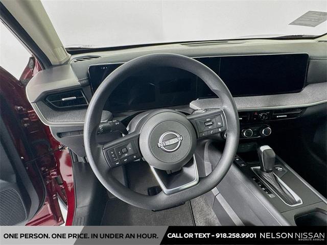 Photo of 2025 Scarlet Ember Tintcoat Nissan Kicks