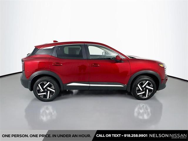 Photo of 2025 Scarlet Ember Tintcoat Nissan Kicks