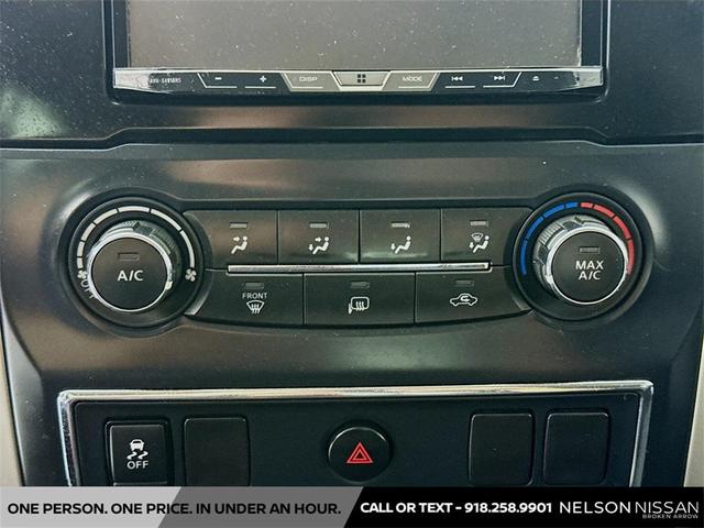 Photo of 2017 Gun Metallic Nissan Titan