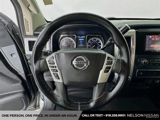 Photo of 2017 Gun Metallic Nissan Titan