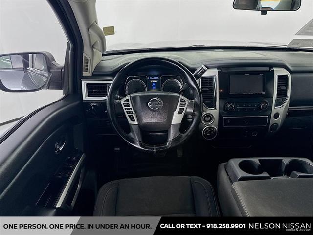 Photo of 2017 Gun Metallic Nissan Titan