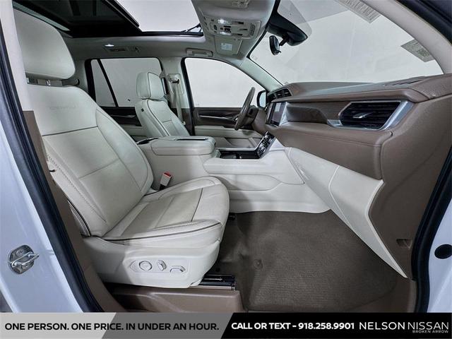 Photo of 2021 Summit White GMC Yukon