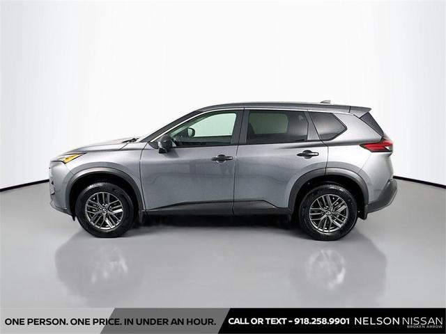 Photo of 2023 Gun Metallic Nissan Rogue