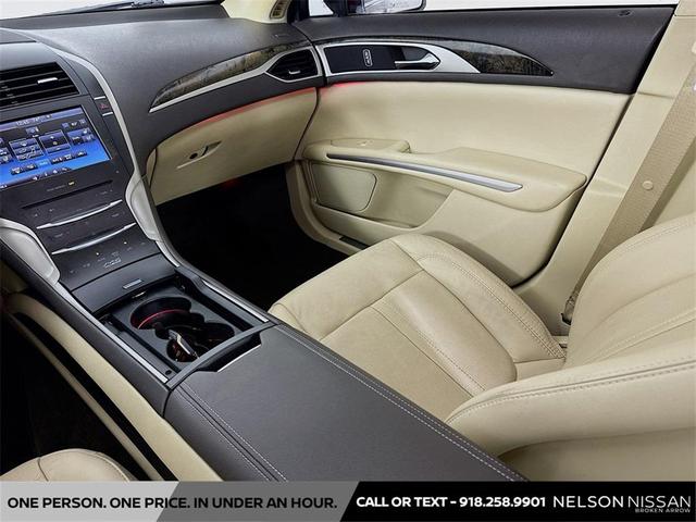 Photo of 2014 SUNSET Lincoln MKZ