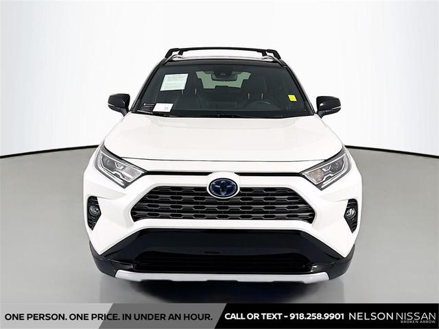Photo of 2021 Blizzard Pearl/Midnight Black Metallic Toyota RAV4 Hybrid