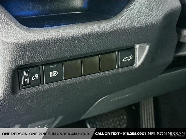 Photo of 2021 Blizzard Pearl/Midnight Black Metallic Toyota RAV4 Hybrid