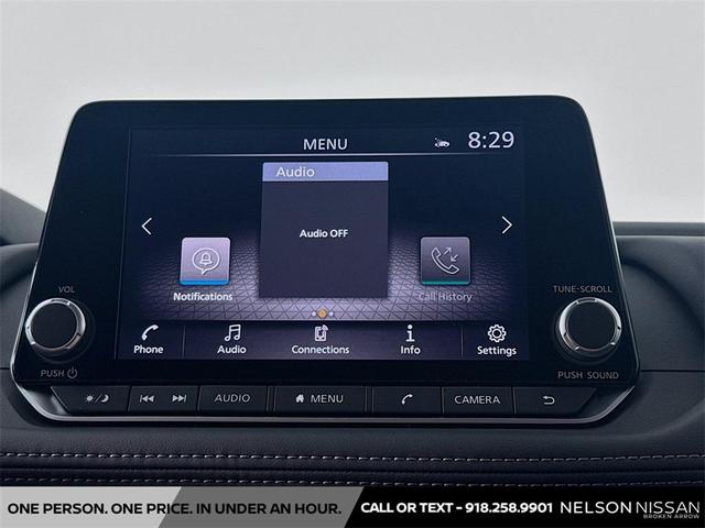 Photo of 2025 Everest White Pearl Nissan Rogue