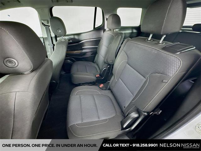 Photo of 2023 Summit White GMC Acadia