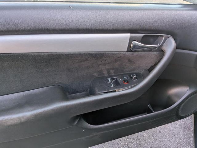 Photo of 2005 Graphite Pearl Honda Accord