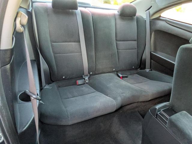 Photo of 2005 Graphite Pearl Honda Accord