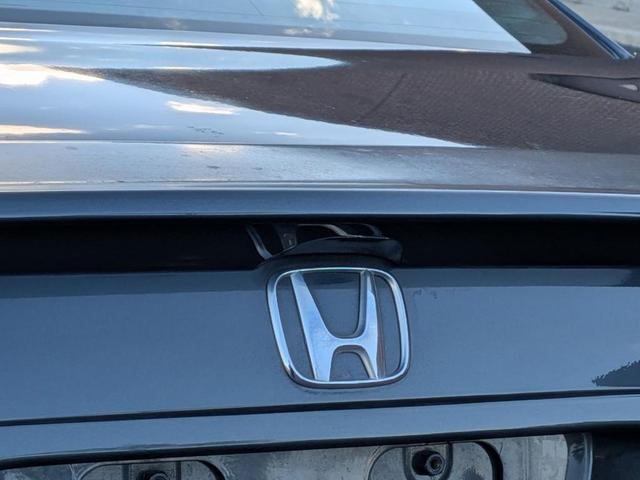 Photo of 2005 Graphite Pearl Honda Accord