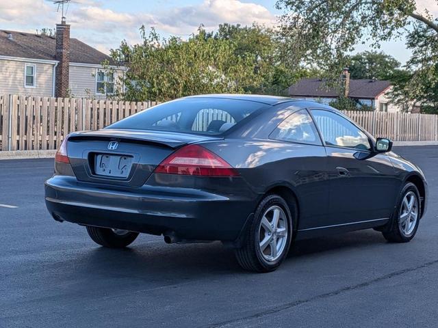 Photo of 2005 Graphite Pearl Honda Accord
