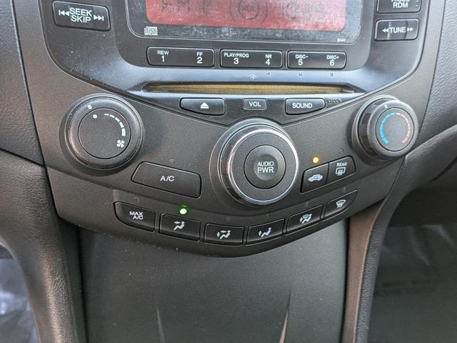 Photo of 2005 Graphite Pearl Honda Accord