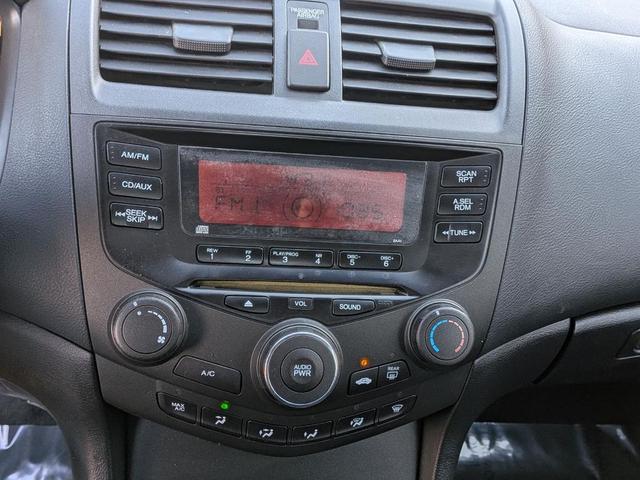 Photo of 2005 Graphite Pearl Honda Accord