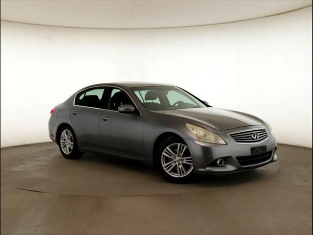 2013 Infiniti G37