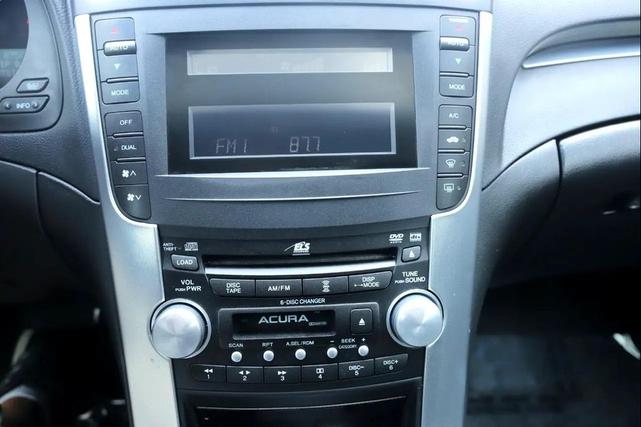 Photo of 2004 Satin Silver Metallic Acura TL