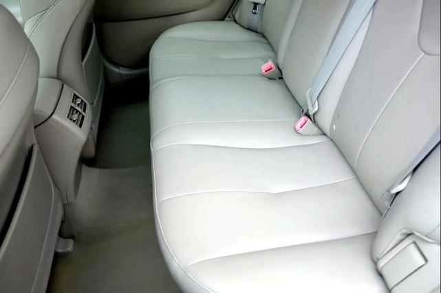 Photo of 2007 Black Toyota Camry