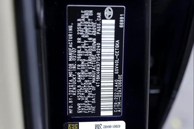 Photo of 2007 Black Toyota Camry