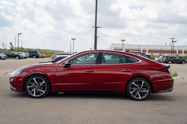 Photo of 2023 Ultimate Red Hyundai SONATA