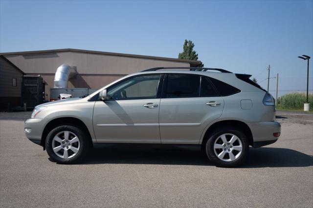 Photo of 2005 Gray Lexus RX 330
