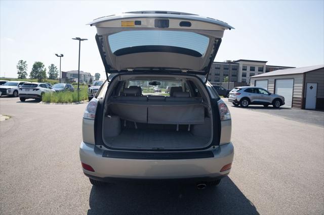 Photo of 2005 Gray Lexus RX 330