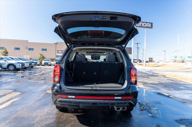 Photo of 2025 Abyss Black Pearl Hyundai PALISADE