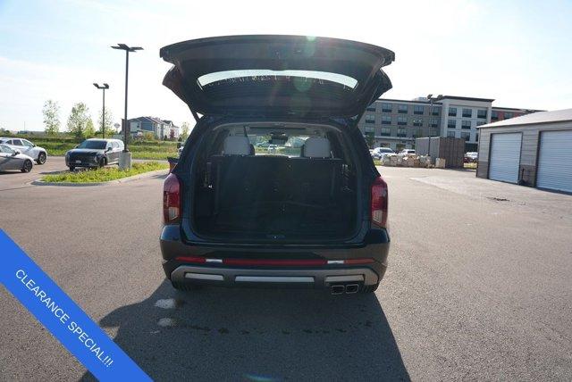 Photo of 2025 Abyss Black Pearl Hyundai PALISADE