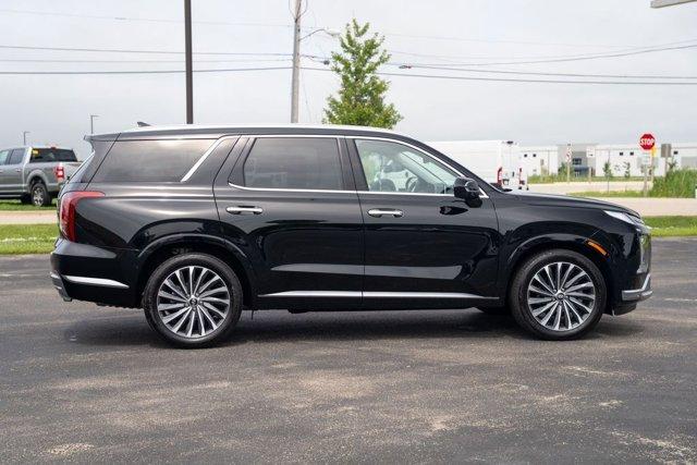 Photo of 2023 Abyss Black Pearl Hyundai PALISADE