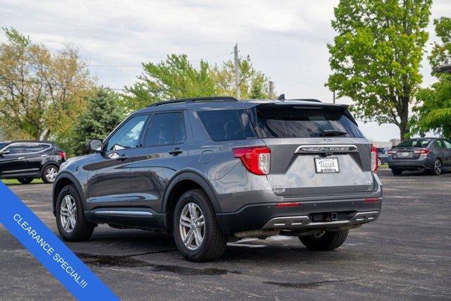 Photo of 2021 Gray Ford Explorer
