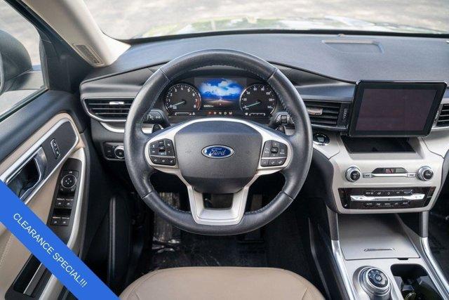 Photo of 2021 Gray Ford Explorer
