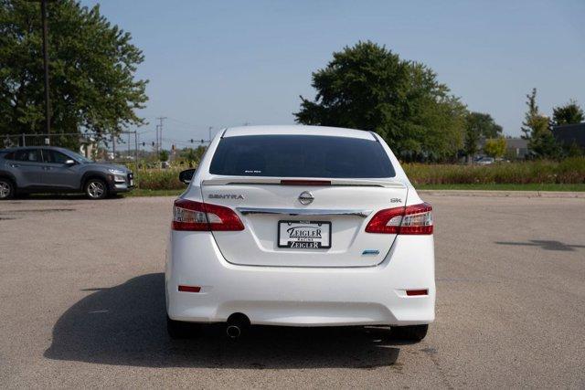 Photo of 2014 Aspen White Nissan Sentra
