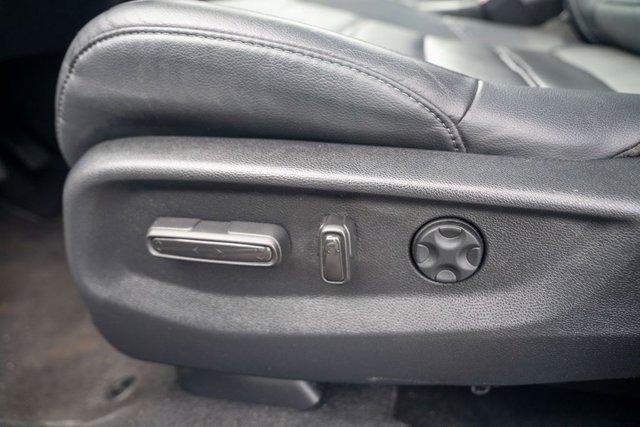 Photo of 2022 Platinum White Pearl Honda CR-V
