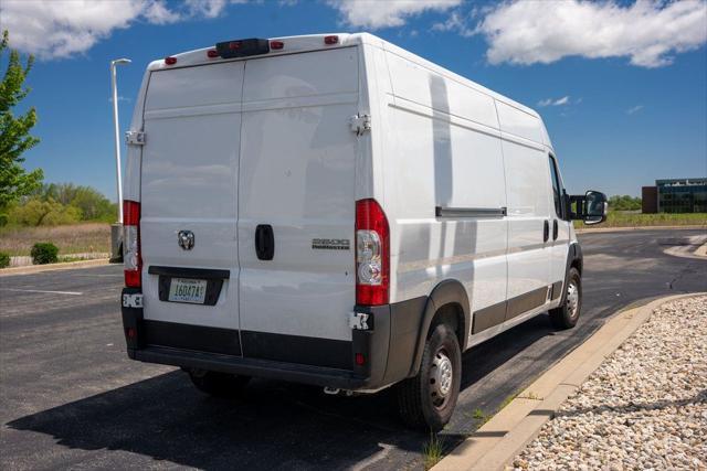 Photo of 2023 Bright White Clearcoat RAM ProMaster 2500