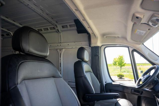 Photo of 2023 Bright White Clearcoat RAM ProMaster 2500