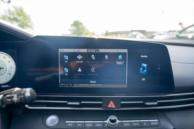 Photo of 2023 Onyx Black Hyundai ELANTRA
