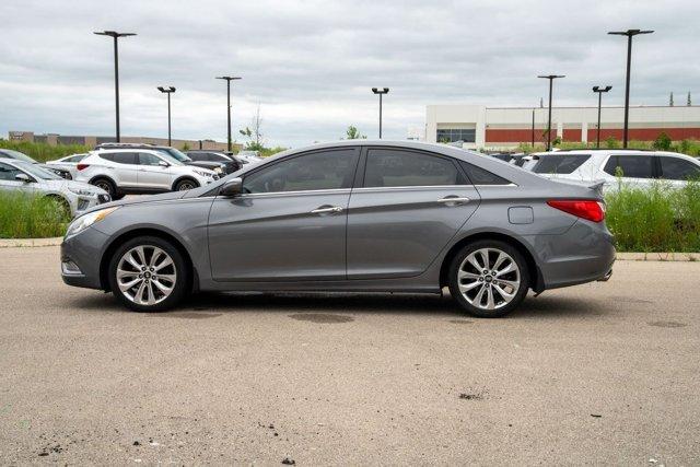 Photo of 2013 Harbor Gray Metallic Hyundai SONATA