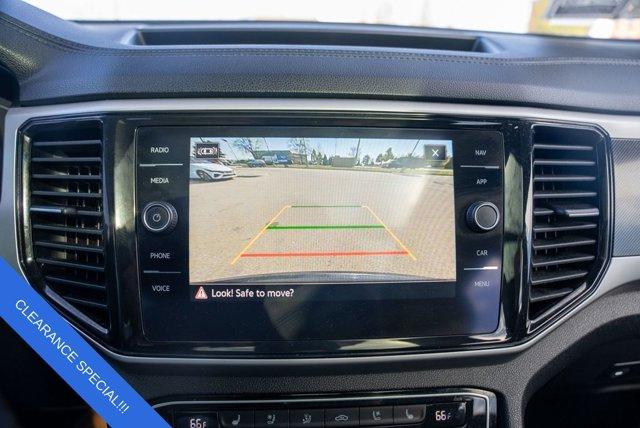 Photo of 2021 Deep Black Pearl Volkswagen Atlas Cross Sport