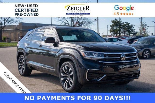 Photo of 2021 Deep Black Pearl Volkswagen Atlas Cross Sport