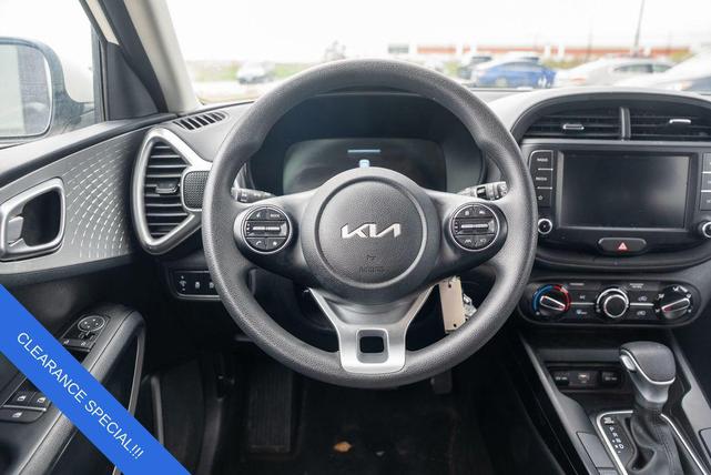 Photo of 2023 Snow White Pearl Kia Soul